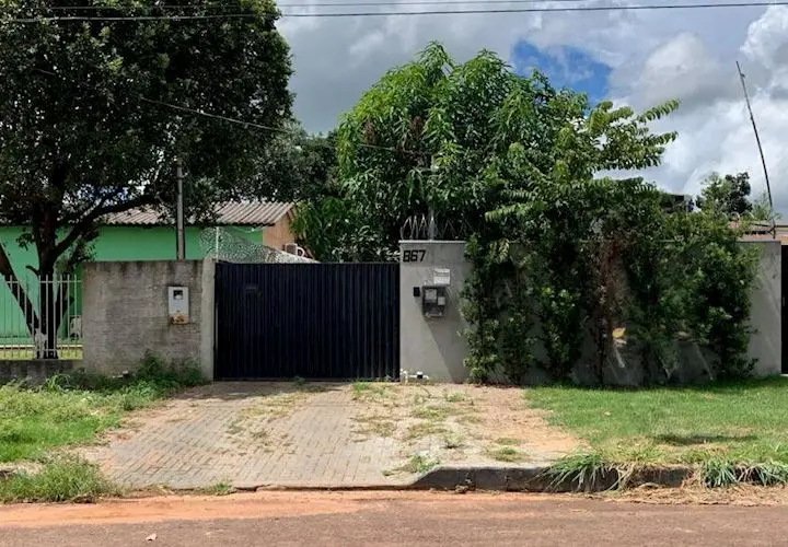 Casa em Canarana/MT — foto 1 de 12