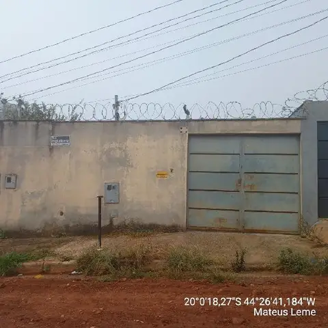 Casa em Jd das Mangabeiras, Mateus Leme/MG