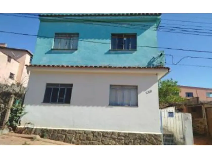 Casa em Pau Lavrado, São Vicente de Minas/MG — foto 1 de 1
