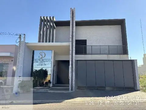 Casa em Residencial Monte Libano, Santa Fé do Sul/SP