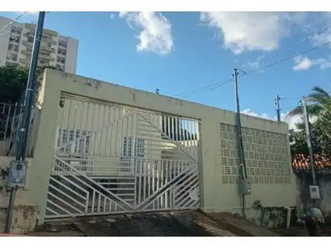 Casa em 827 - Área D / Araés - Cuiaba/MT