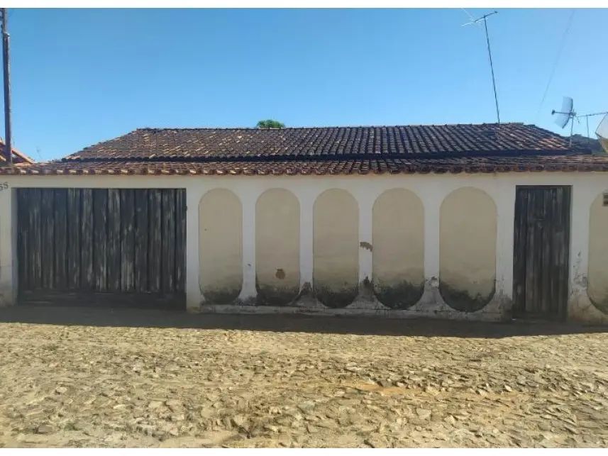 Casa em Centro, Grão Mogol/MG — foto 1 de 3
