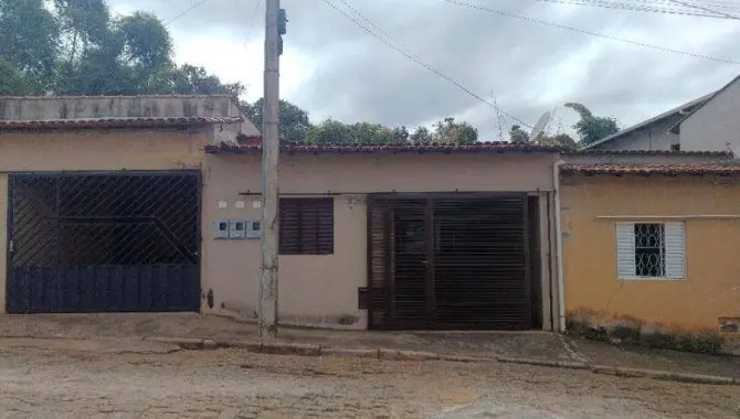 Casa em Geraldo Lara I, Passa Tempo/MG — foto 1 de 12