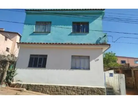 Casa em Pau Lavrado, São Vicente de Minas/MG