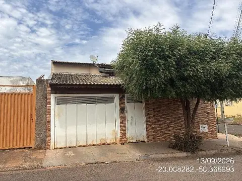Casa em Jardim Residencial Esmeralda, Ouroeste/SP