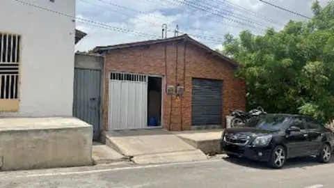 Casa em Jaguaretama/CE